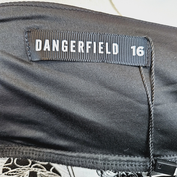 NWT Modcloth Dangerfield Meet My Dark Side Midi Dress size 16 - Picture 13 of 13